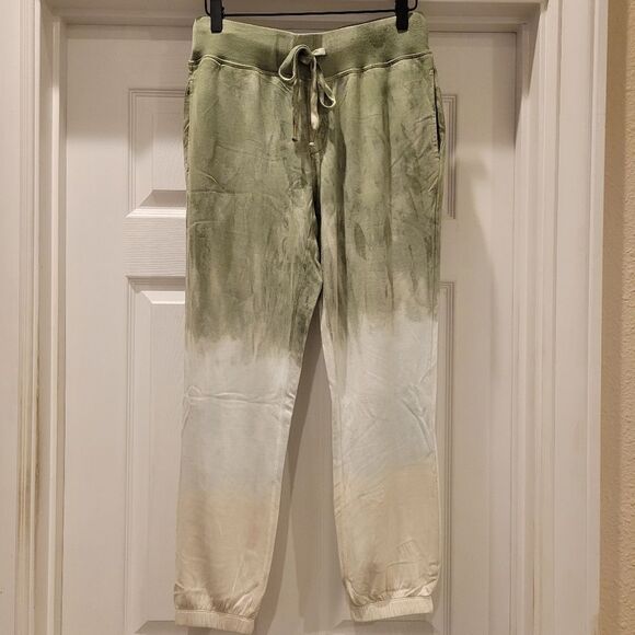 Young Fabulous & Broke sweats, Med - Picture 1 of 5